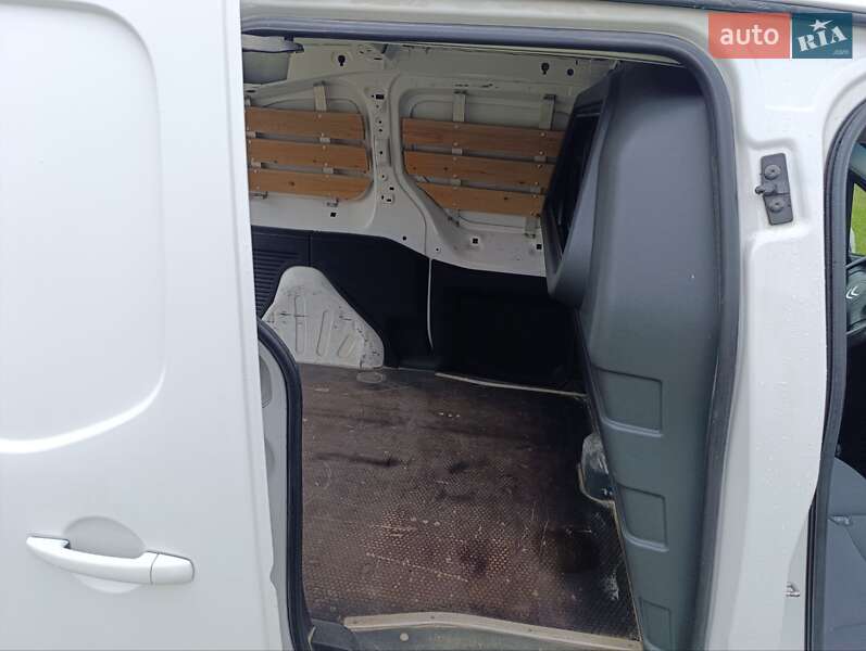 Грузовой фургон Citroen Berlingo 2013 в Луцке