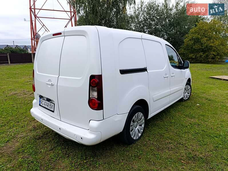 Грузовой фургон Citroen Berlingo 2013 в Луцке