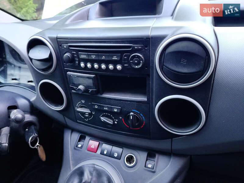 Минивэн Citroen Berlingo 2011 в Славянске