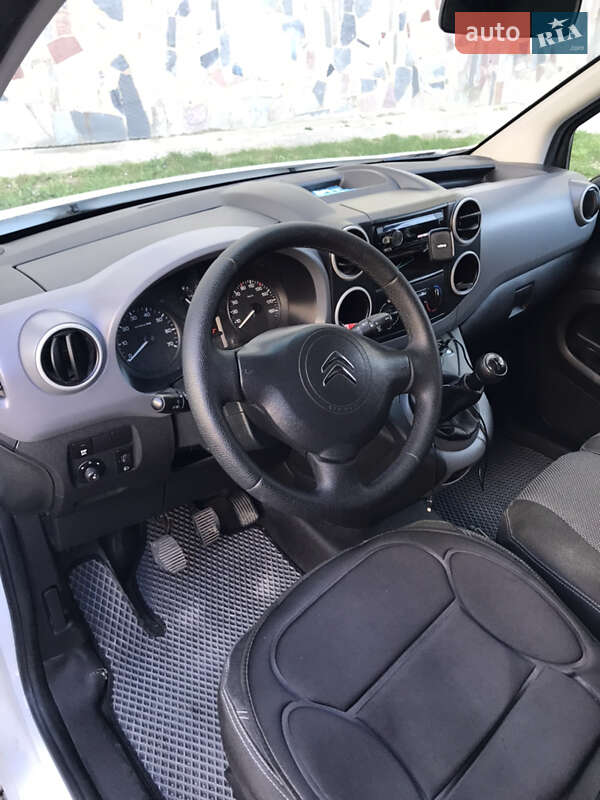 Грузовой фургон Citroen Berlingo 2013 в Виннице