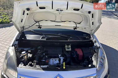 Минивэн Citroen Berlingo 2011 в 