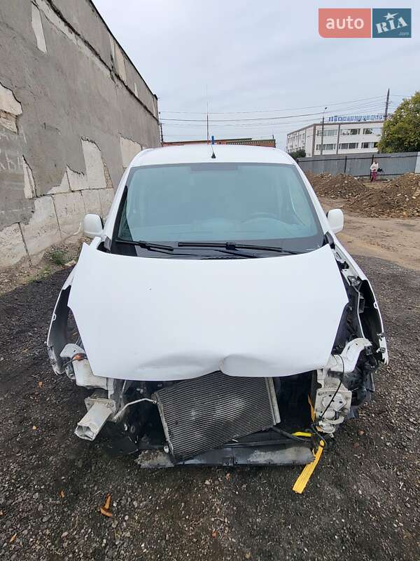 Грузовой фургон Citroen Berlingo 2012 в Николаеве