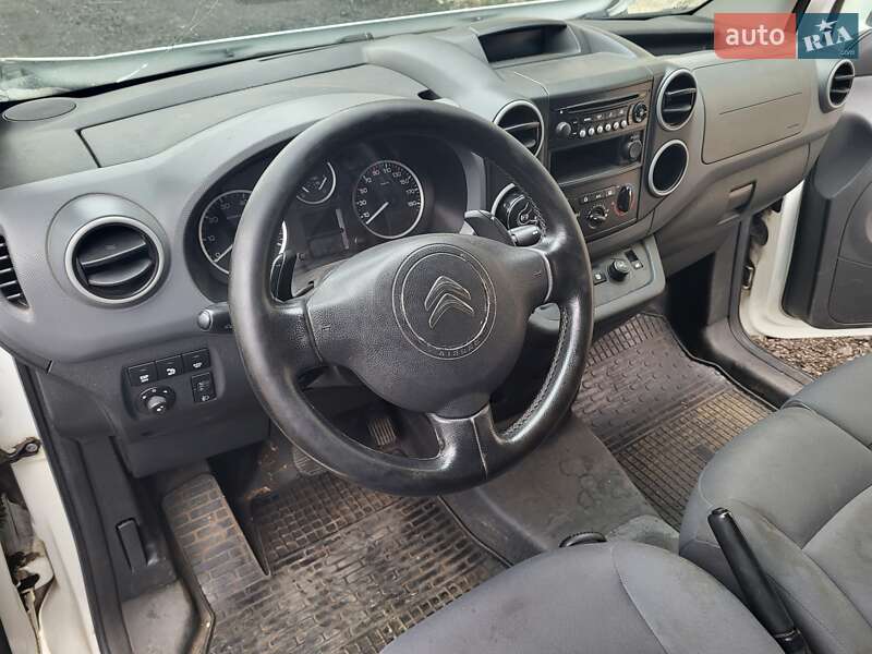 Грузовой фургон Citroen Berlingo 2012 в Николаеве