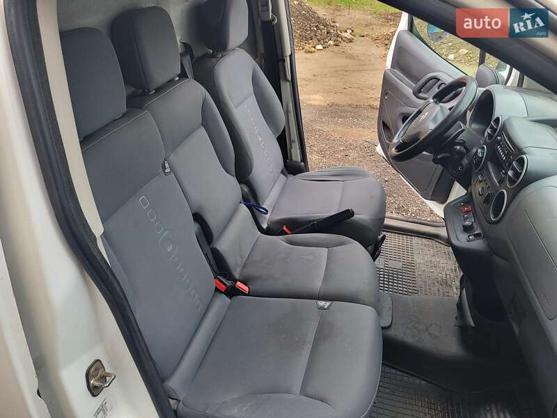 Грузовой фургон Citroen Berlingo 2012 в Николаеве