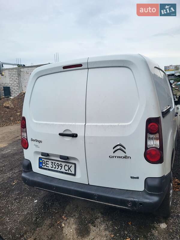 Грузовой фургон Citroen Berlingo 2012 в Николаеве