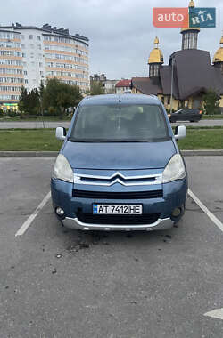 Минивэн Citroen Berlingo 2011 в 