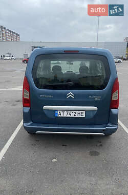 Минивэн Citroen Berlingo 2011 в 