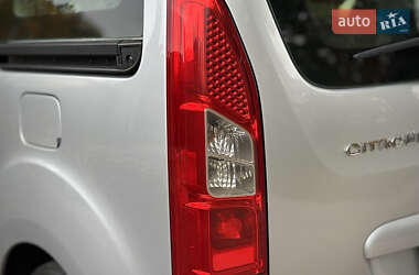 Минивэн Citroen Berlingo 2009 в 