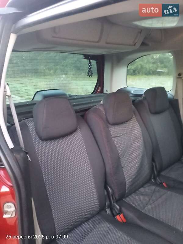 Минивэн Citroen Berlingo 2010 в Ровно фото 7 Минивэн Citroen Berlingo 2010 в Ровно