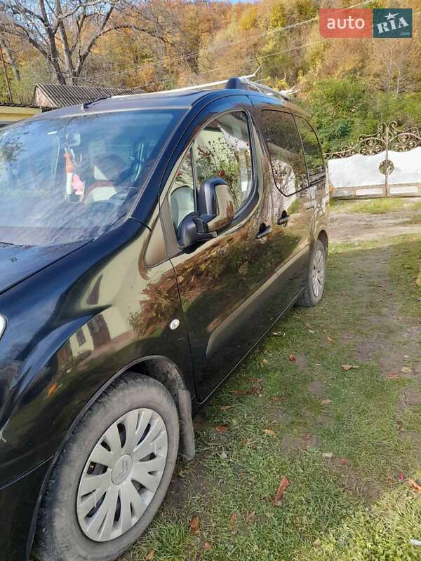 Мінівен Citroen Berlingo 2010 в Чернівцях