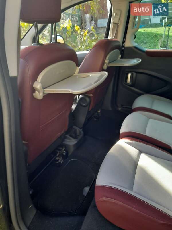 Мінівен Citroen Berlingo 2010 в Чернівцях