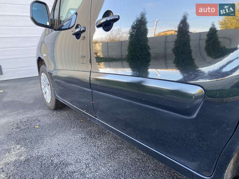 Мінівен Citroen Berlingo 2009 в Тальному фото 16 Мінівен Citroen Berlingo 2009 в Тальному