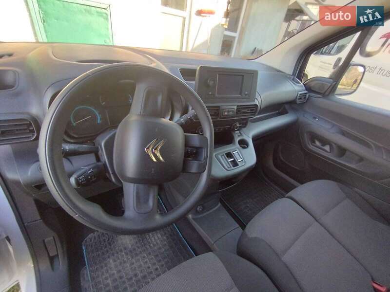 Вантажний фургон Citroen Berlingo 2022 в Долині