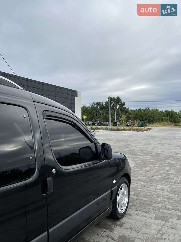 Грузовой фургон Citroen Berlingo 2006 в Сокирянах фото 5 Грузовой фургон Citroen Berlingo 2006 в Сокирянах