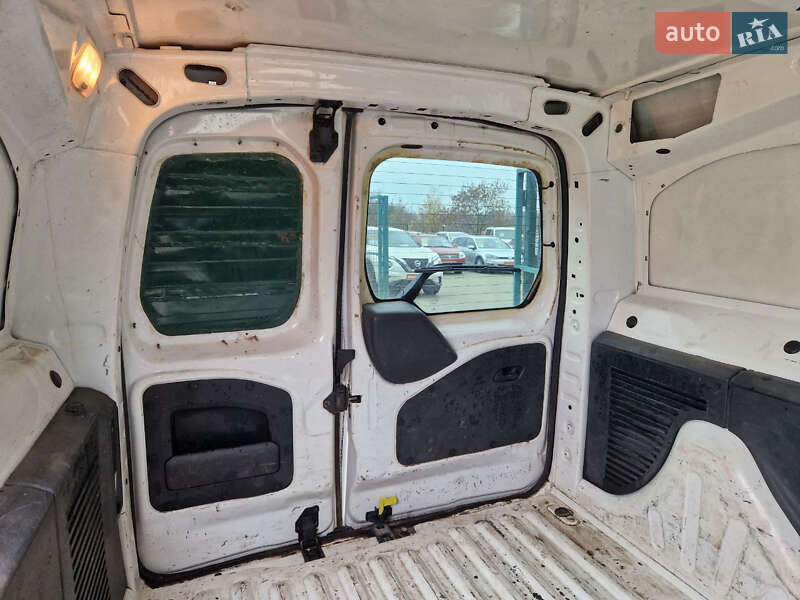 Грузовой фургон Citroen Berlingo 2010 в Кропивницком