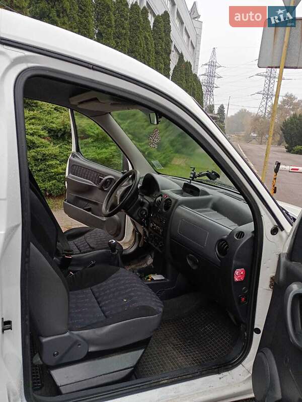 Мінівен Citroen Berlingo 2005 в Запоріжжі фото 6 Мінівен Citroen Berlingo 2005 в Запоріжжі