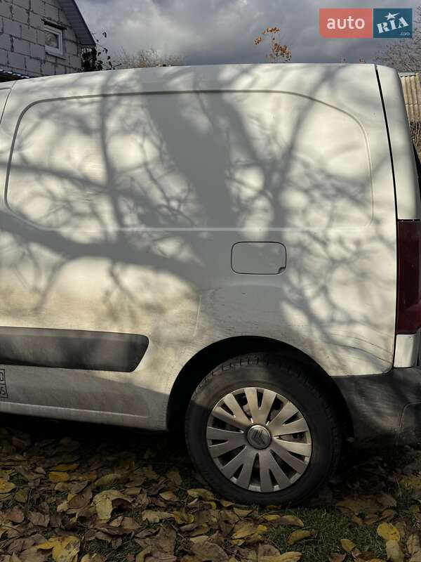 Грузовой фургон Citroen Berlingo 2012 в Киеве