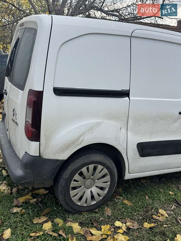 Грузовой фургон Citroen Berlingo 2012 в Киеве