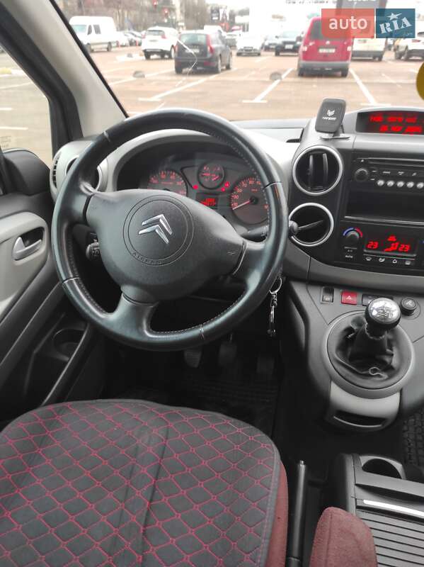 Мінівен Citroen Berlingo 2011 в Житомирі