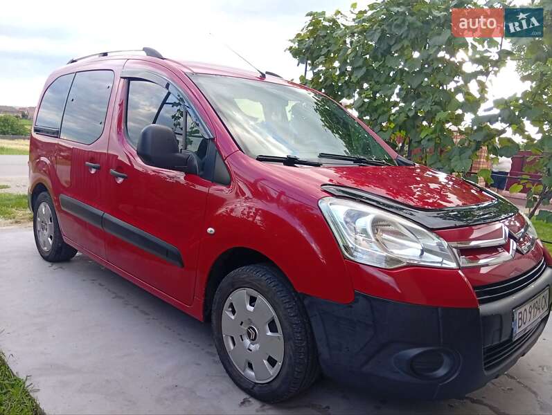 Минивэн Citroen Berlingo 2010 в Толстом