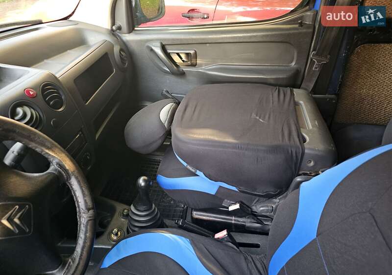 Вантажний фургон Citroen Berlingo 2003 в Львові