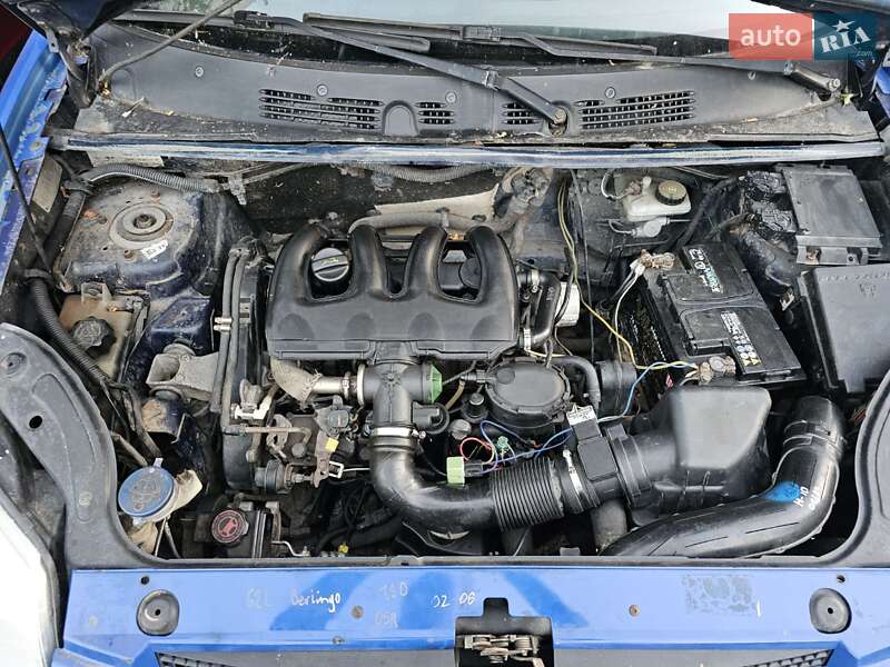 Вантажний фургон Citroen Berlingo 2003 в Львові