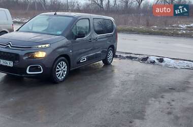 Минивэн Citroen Berlingo 2023 в Синельниково