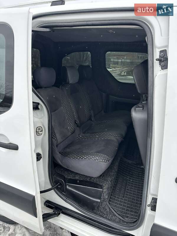 Минивэн Citroen Berlingo 2010 в Смеле