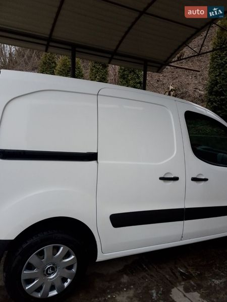 Грузовой фургон Citroen Berlingo 2013 в Городище