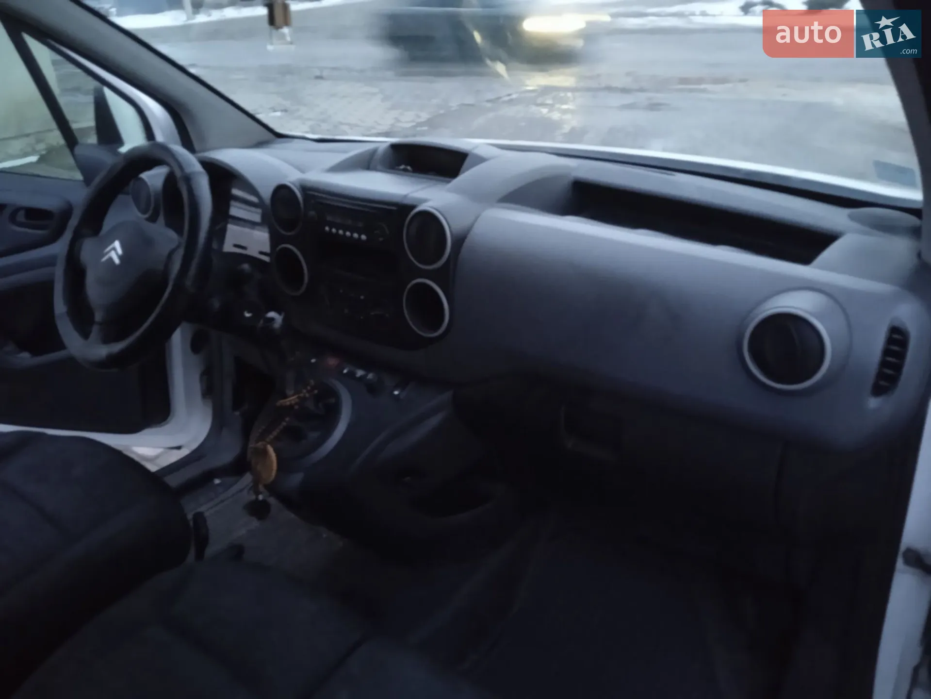 2010 Citroen Berlingo - мініатюра 40