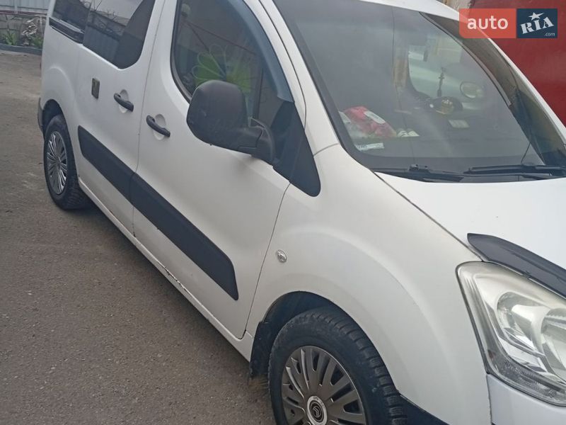Минивэн Citroen Berlingo 2010 в Городке фото 15 Минивэн Citroen Berlingo 2010 в Городке