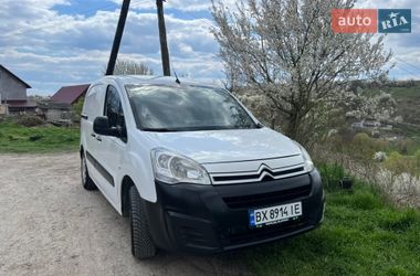 Грузовой фургон Citroen Berlingo 2015 в Каменец-Подольском
