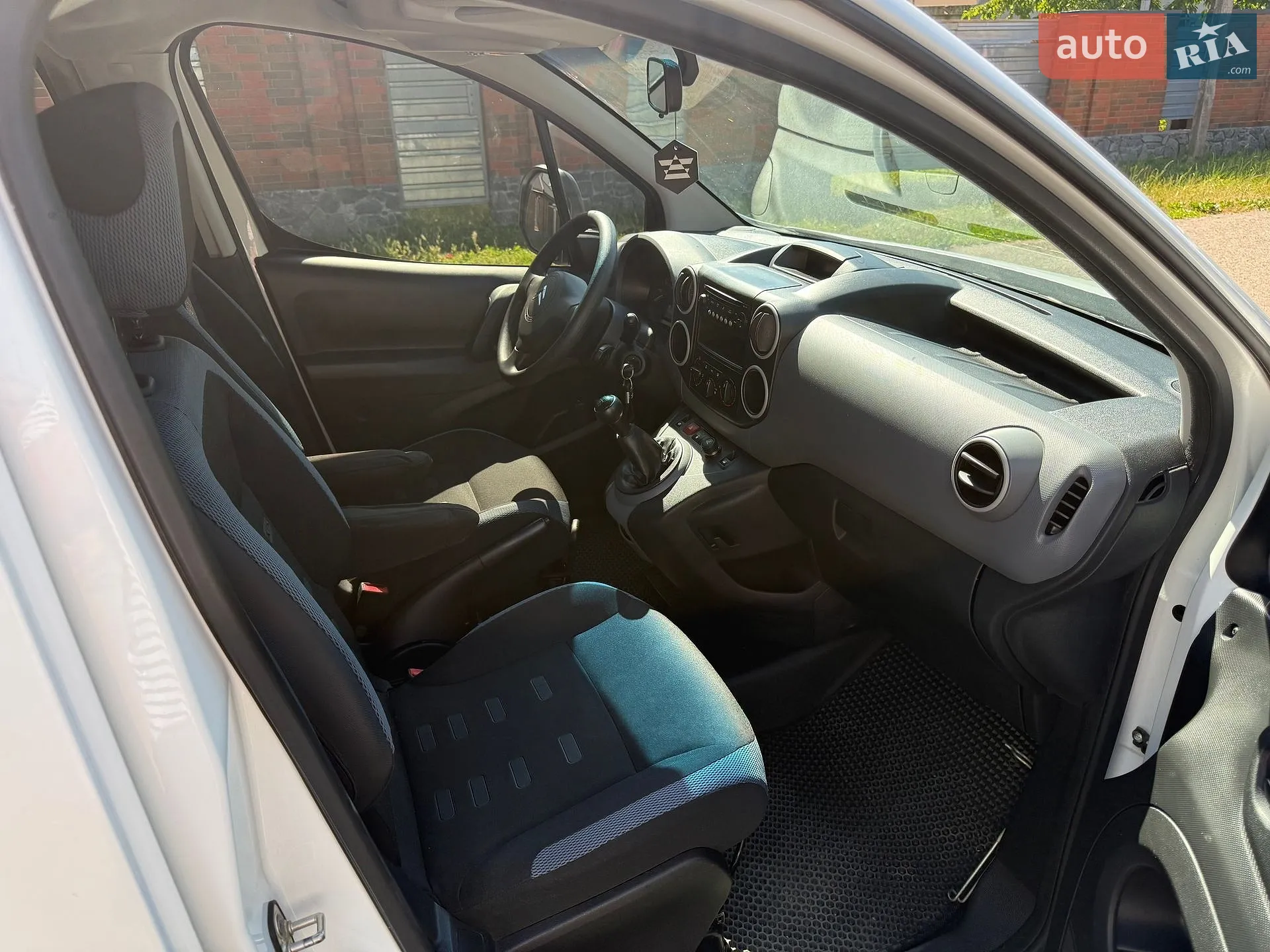 2011 Citroen Berlingo - мініатюра 12