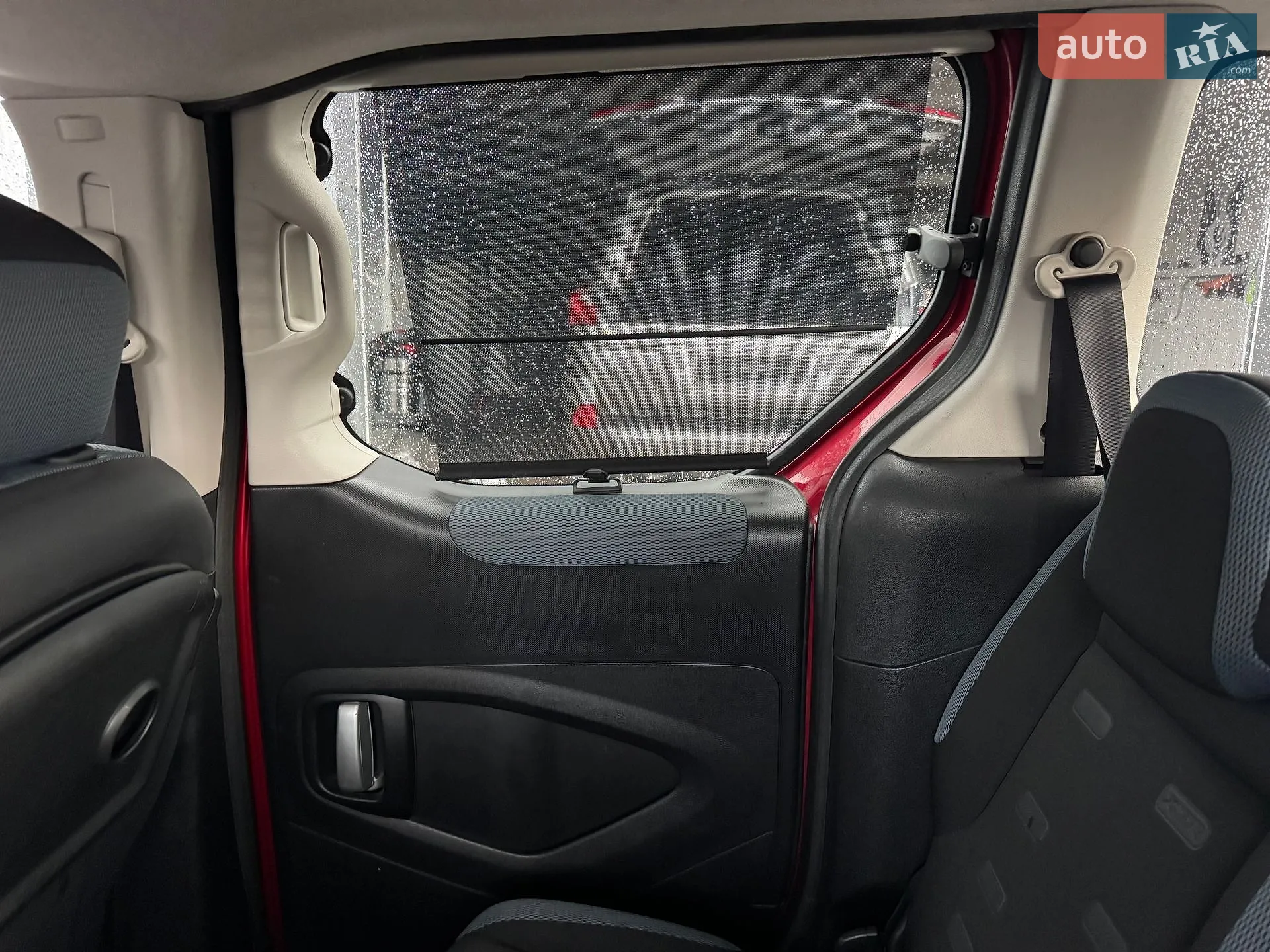 2011 Citroen Berlingo - мініатюра 21