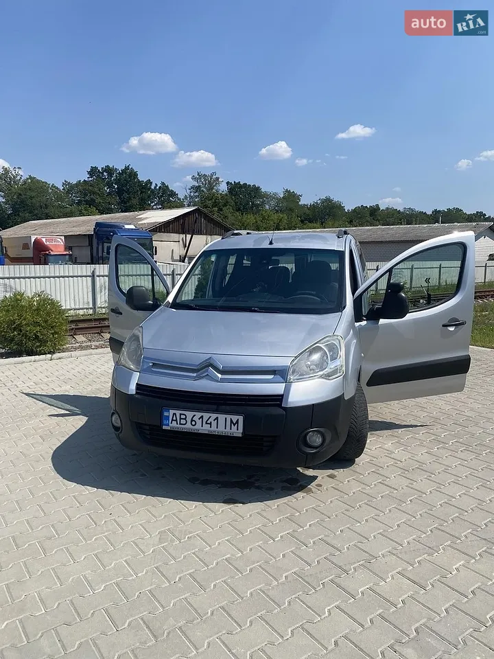2010 Citroen Berlingo - мініатюра 13