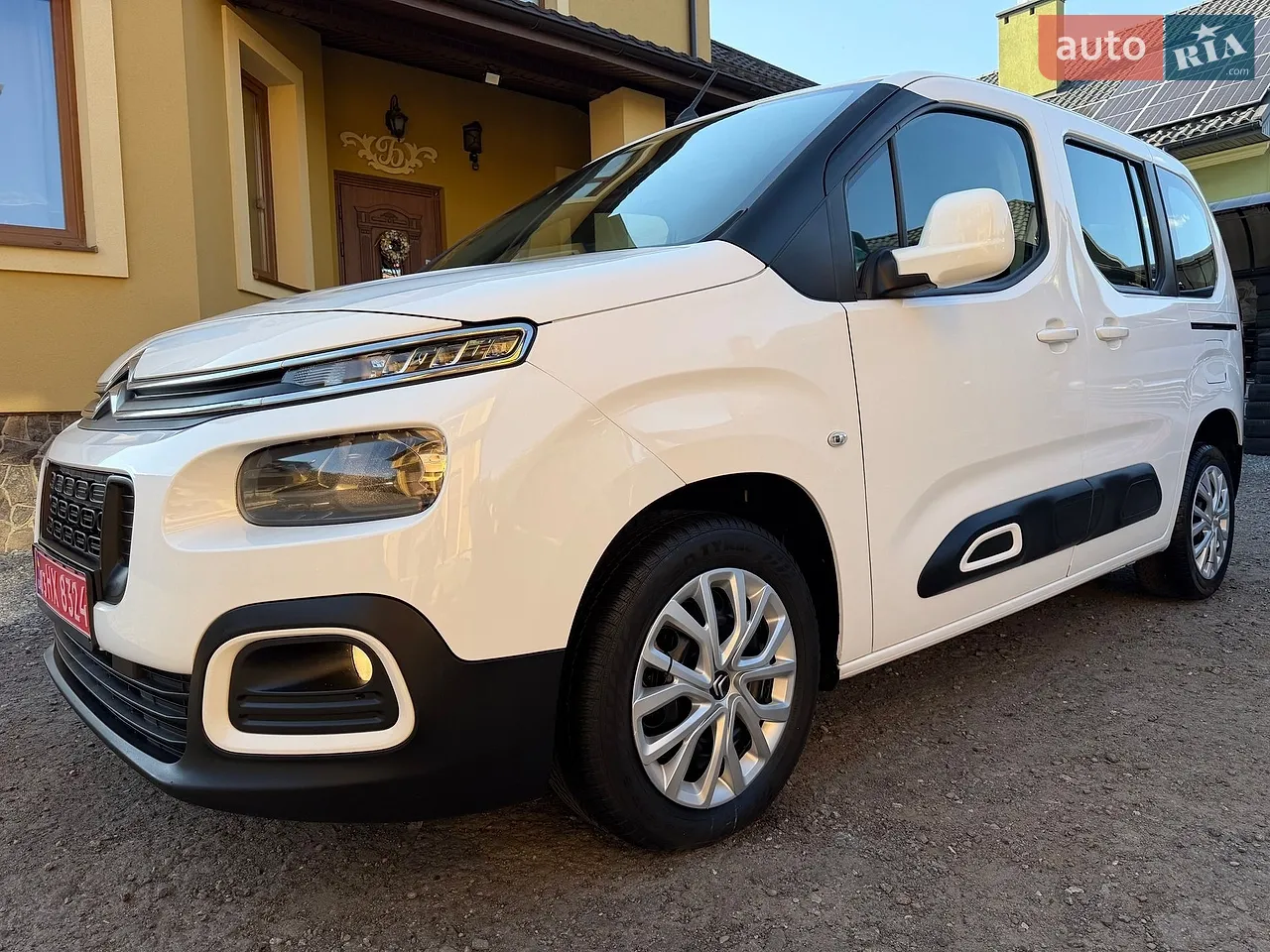 2020 Renault Trafic - мініатюра 130