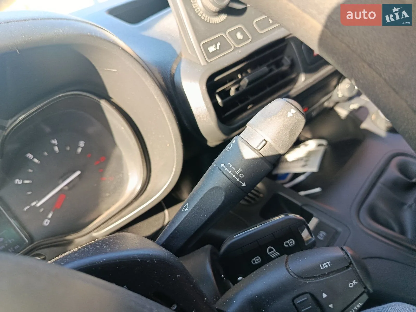2019 Citroen Berlingo - мініатюра 20