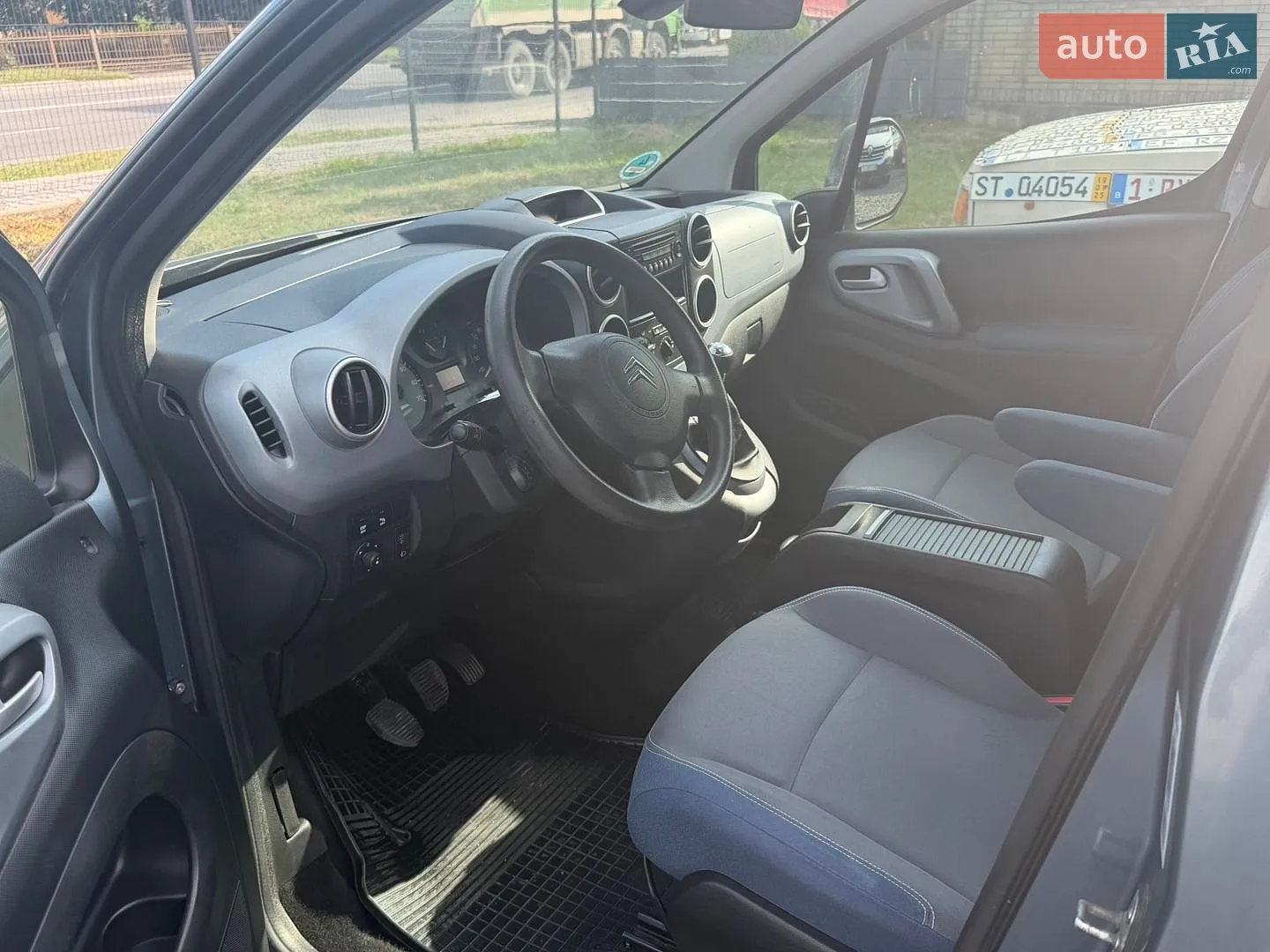 2010 Citroen Berlingo - мініатюра 11