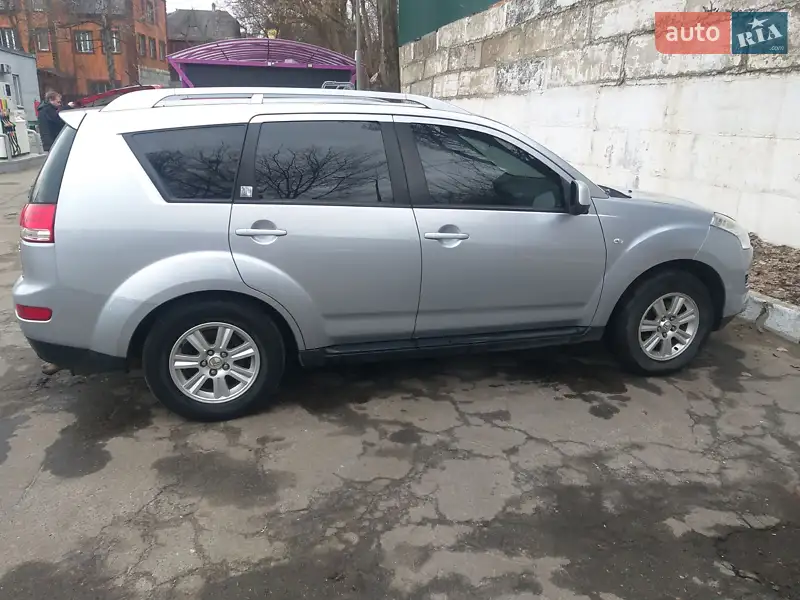 Citroen C-Crosser