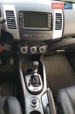 Внедорожник / Кроссовер Citroen C-Crosser 2010 в 