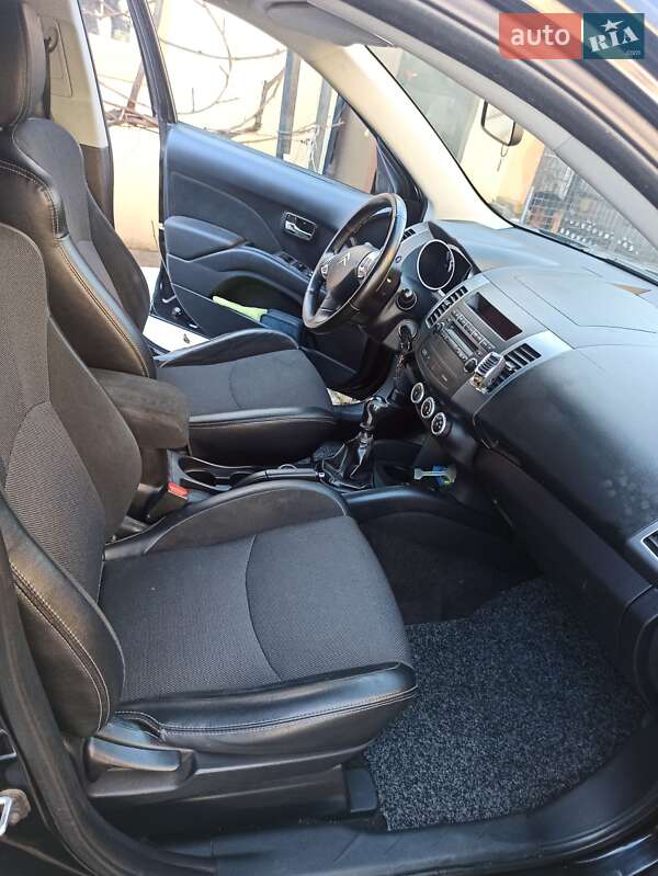 Внедорожник / Кроссовер Citroen C-Crosser 2008 в Ромнах фото 8 Внедорожник / Кроссовер Citroen C-Crosser 2008 в Ромнах