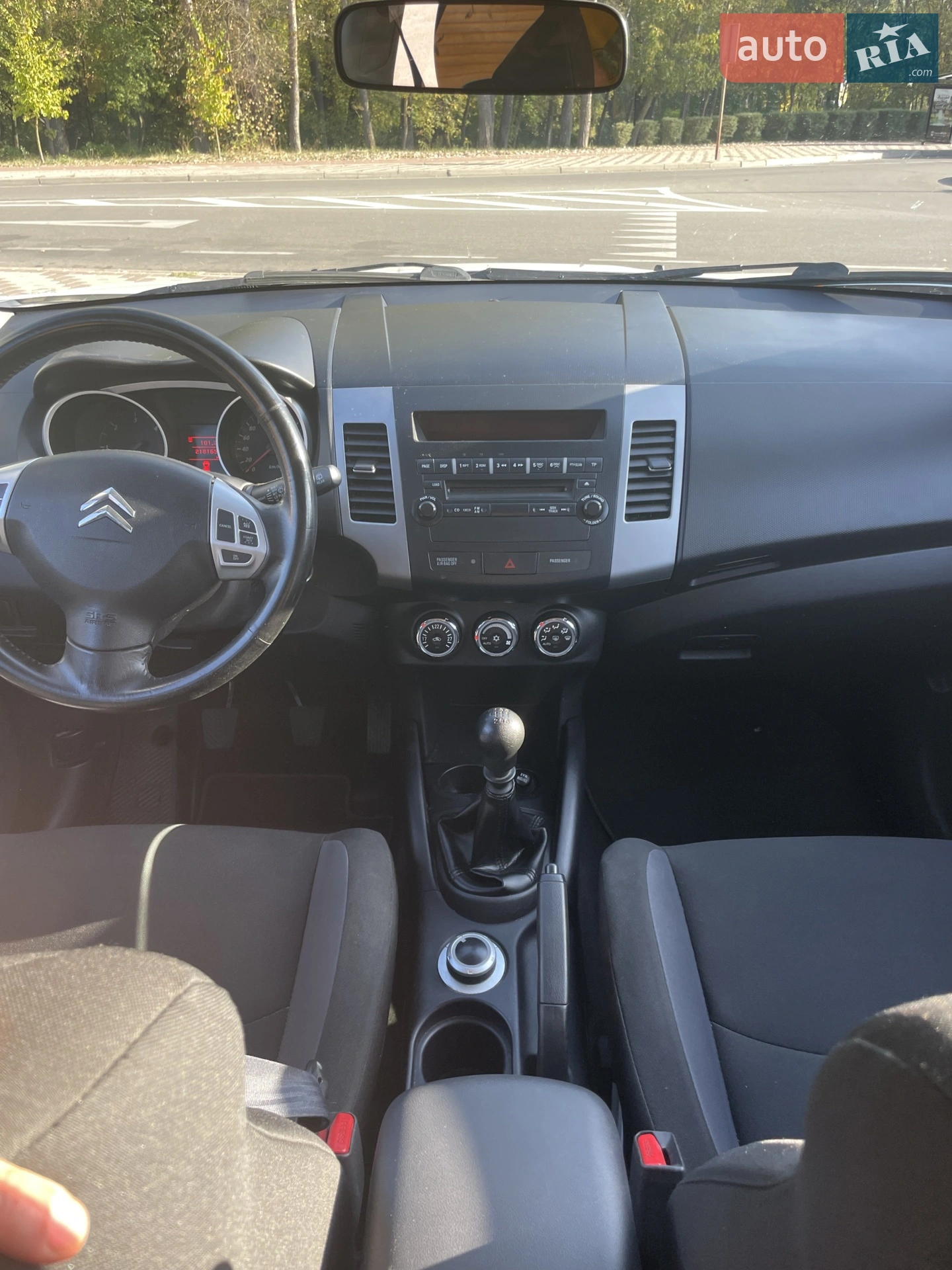 2010 Citroen C-Crosser - мініатюра 13