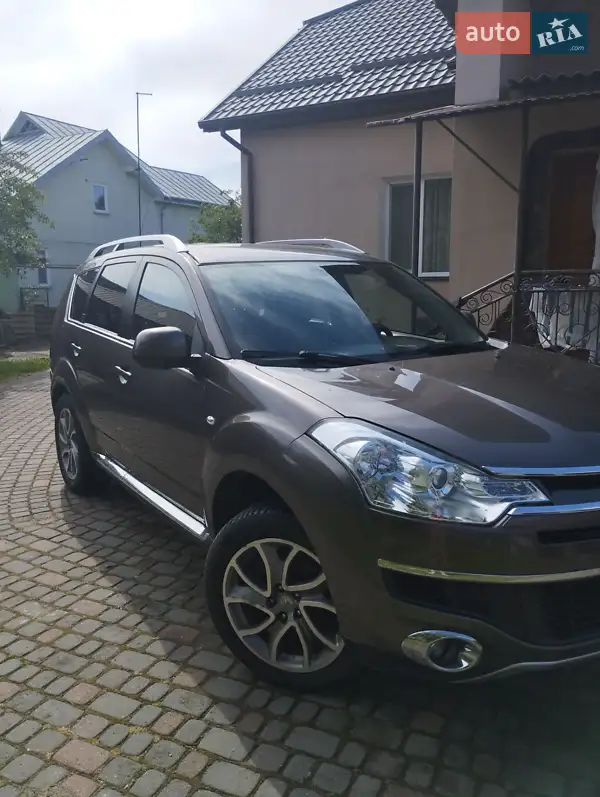 Citroen C-Crosser