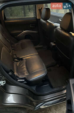 Внедорожник / Кроссовер Citroen C-Crosser 2011 в 