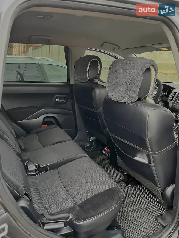 Внедорожник / Кроссовер Citroen C-Crosser 2011 в 