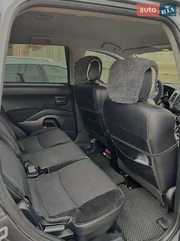 Внедорожник / Кроссовер Citroen C-Crosser 2011 в Умани фото 7 Внедорожник / Кроссовер Citroen C-Crosser 2011 в Умани