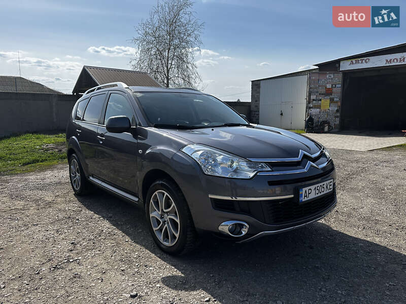 Позашляховик / Кросовер Citroen C-Crosser 2010 в 