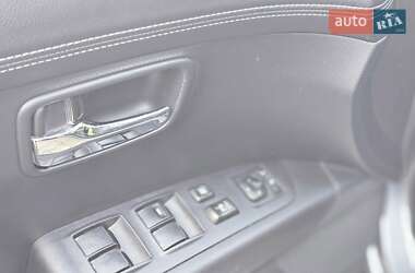 Внедорожник / Кроссовер Citroen C-Crosser 2012 в 