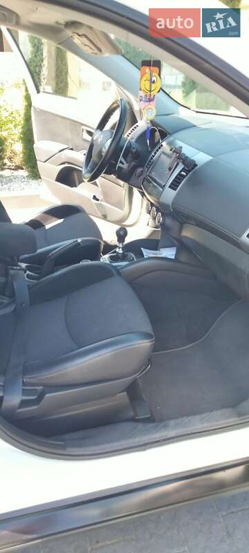 Позашляховик / Кросовер Citroen C-Crosser 2010 в Надвірній фото 29 Позашляховик / Кросовер Citroen C-Crosser 2010 в Надвірній