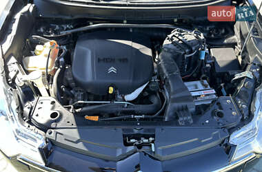 Внедорожник / Кроссовер Citroen C-Crosser 2010 в 